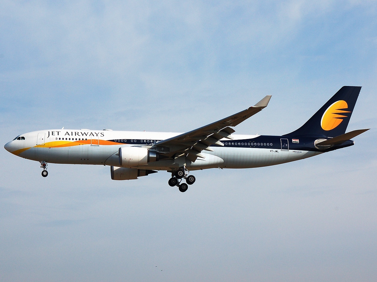 VT-JWL - A330-202 - Jet Airways - BRU - 16-08-2008