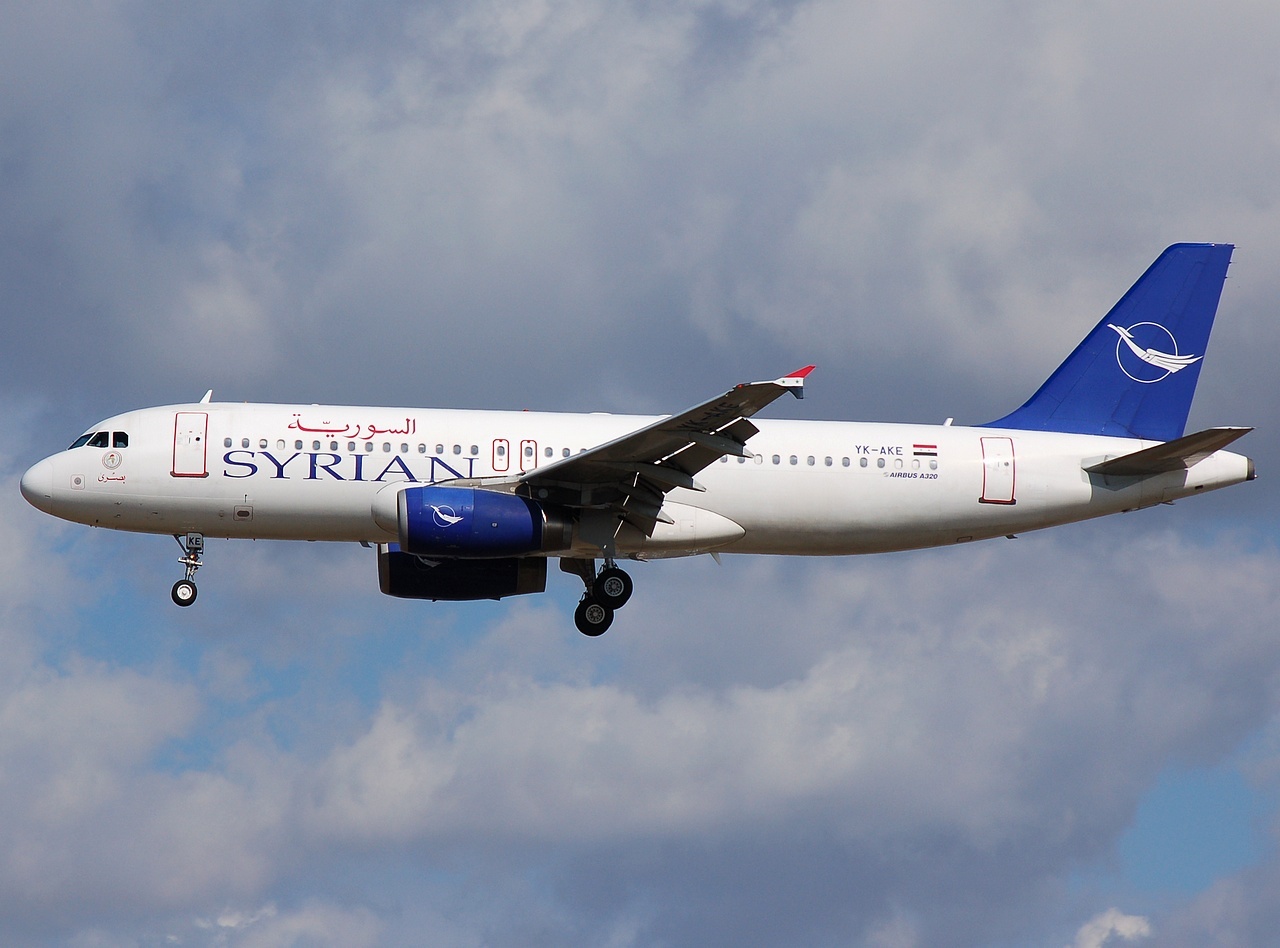 YK-AKE - A320-233 - Syrian Arab Airlines - CPH - 20-06-2008