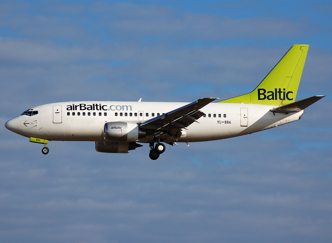 YL-BBA - 737-505 - Air Baltic - CPH - 20-06-2008