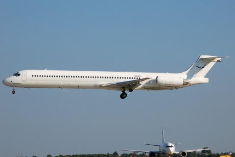 SX-BTF - MD-83 - Sky Wings Airlines - PRG - 30-06-2008