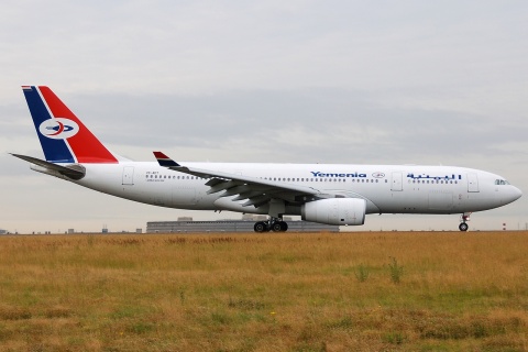 7O-ADT - A330-243 - Yemenia _ Yemen Airways - CDG - 09-07-2008