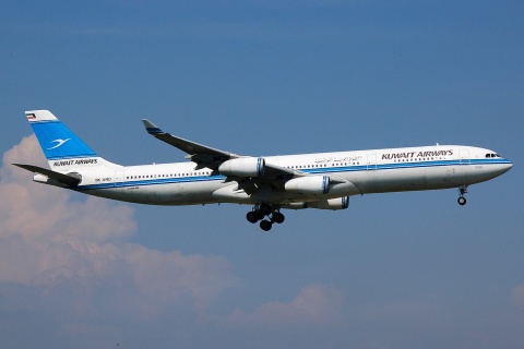 9K-AND - A340-313 - Kuwait Airways - FCO - 10-06-2008