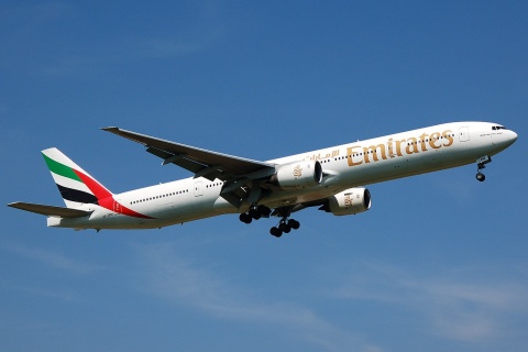 A6-EMW - 777-31H - Emirates - LHR - 12-05-2008