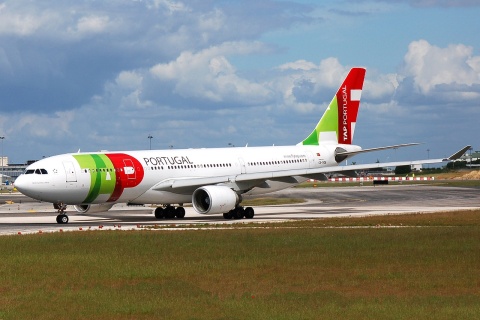 CS-TOE - A330-223 - TAP _ Air Portugal - LIS - 30-05-2008