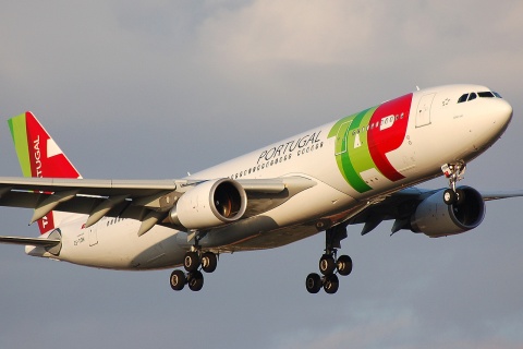 CS-TON - A330-202 - TAP _ Air Portugal - LIS - 31-05-2008