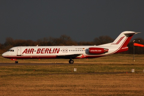 D-AGPQ - Fokker 100 - Air Berlin - STN - 04-03-2008b