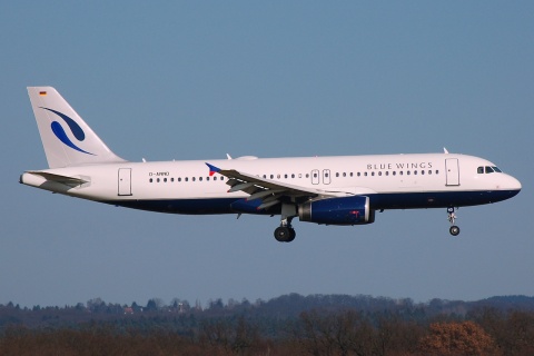D-ANND - A320-232 - Blue Wings - CGN - 15-02-2008