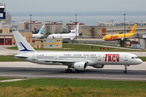 D4-CBG - 757-2Q8 - TACV Cabo Verde Airlines - LIS - 28-05-2008