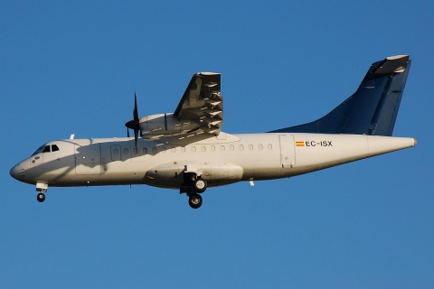 EC-ISX - ATR 42-300 - Swiftair - LIS - 29-05-2008