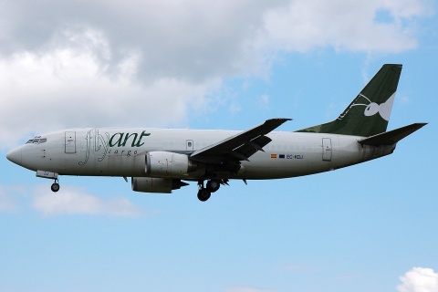 EC-KDJ - 737-301 - FlyAnt Cargo - LIS - 29-05-2008