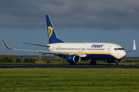 EI-CSQ - 737-8AS(WL) - Ryanair - PIK - 09-09-2008