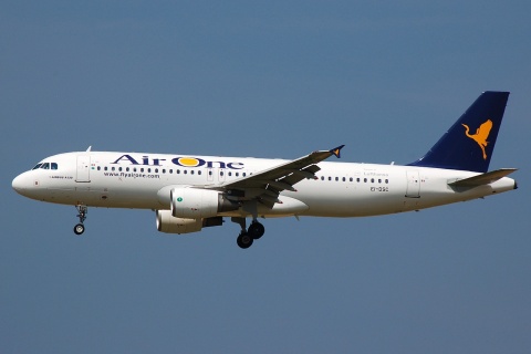 EI-DSC - A320-216 - Air One - FCO - 10-06-2008