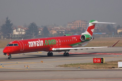 EI-DUU - CRJ-900ER - Myair - BGY - 26-02-2008