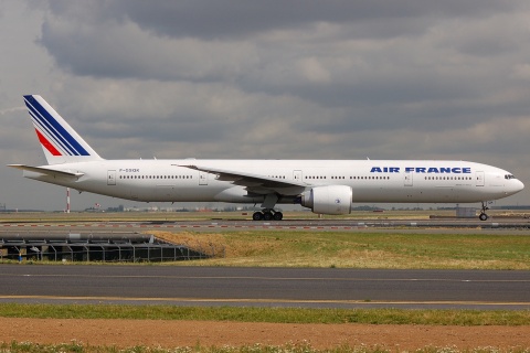 F-GSQK - 777-328(ER) - Air France - CDG - 09-07-2008