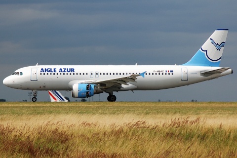 F-HBAC - A320-214 - Aigle Azur - CDG - 09-07-2008