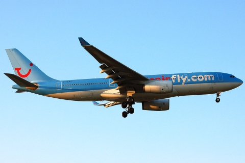 F-HCAT - A330-243 - Corsair - ORY - 10-07-2008