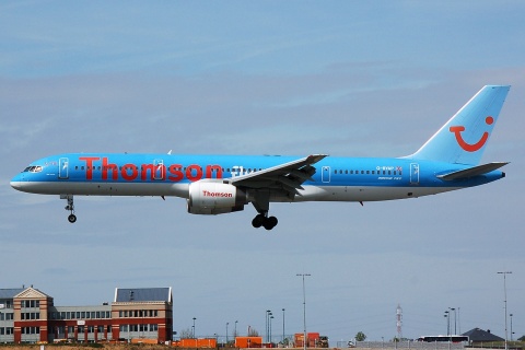 G-BYAP - 757-204 - Thomsonfly - CRL - 26-04-2008