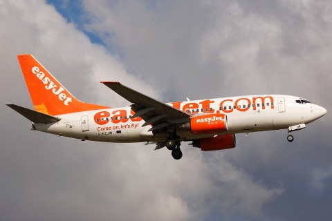 G-EZJW - 737-73V - easyJet - LIS - 31-05-2008