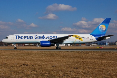 G-FCLA - 757-28A - Thomas Cook Airlines - SZG - 16-02-2008