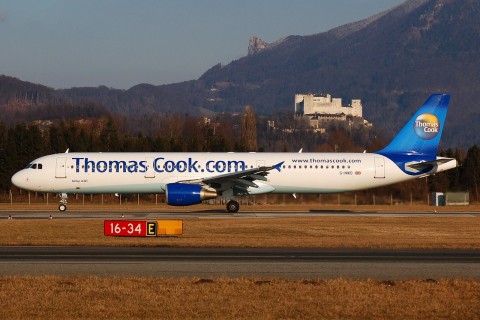 G-NIKO - A321-211 - Thomas Cook Airlines - SZG - 16-02-2008b