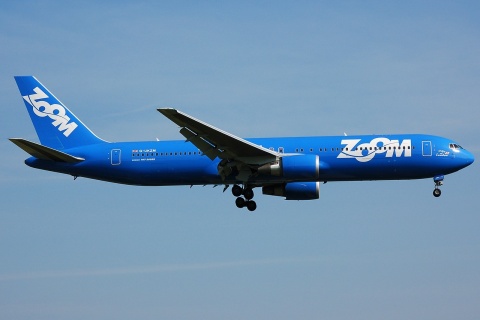 G-UKZM - 767-3Q8(ER) - Zoom Airlines - LGW - 13-05-2008