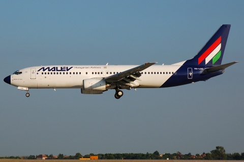 HA-LOC - 737-8Q8 - Malev Hungarian Airlines - PRG - 30-06-2008