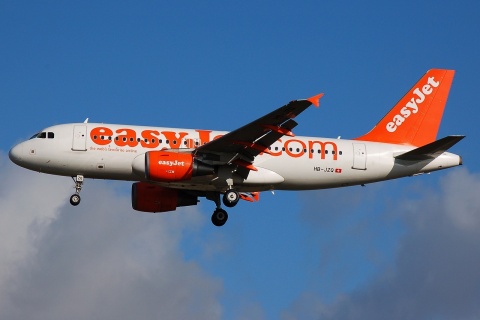 HB-JZQ - A319-111 - easyJet Switzerland - LIS - 29-05-2008
