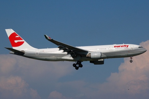 I-EEZA - A330-223 - Eurofly - FCO - 10-06-2008