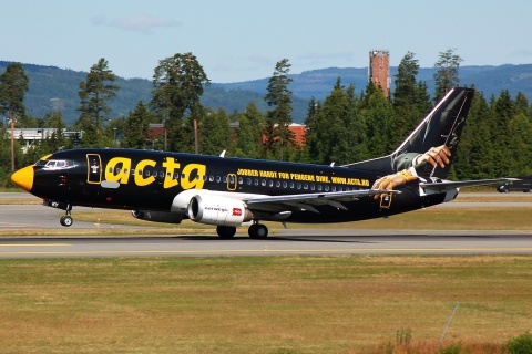 LN-KKY - 737-33S - Norwegian Air Shuttle - OSL - 25-06-2008b