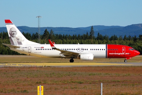 LN-NOC - 737-81Q(WL) - Norwegian Air Shuttle - OSL - 25-06-2008