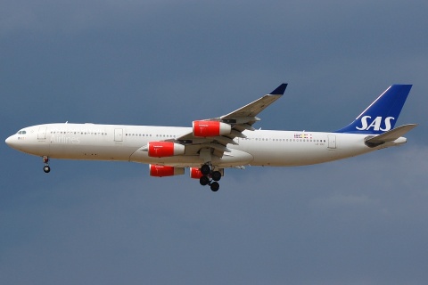 LN-RKF - A340-313 - SAS Scandinavian Airlines - CPH - 20-06-2008