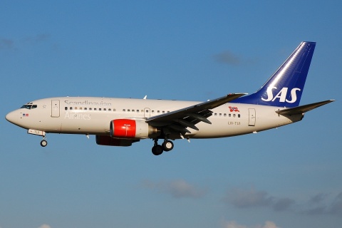LN-TUI - 737-705 - SAS Norge - LIS - 30-05-2008