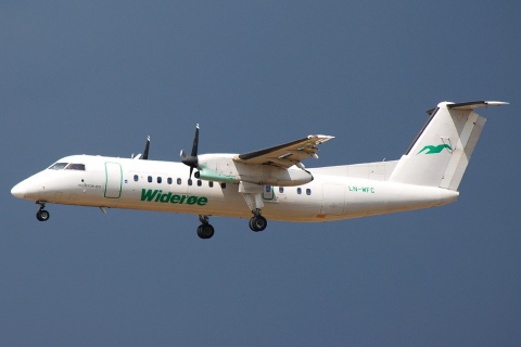 LN-WFC - DHC-8-311 - Wideroe - CPH - 20-06-2008