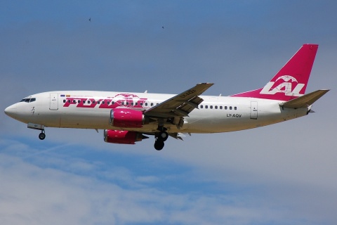 LY-AQV - 737-35B - FlyLAL - CDG - 09-07-2008