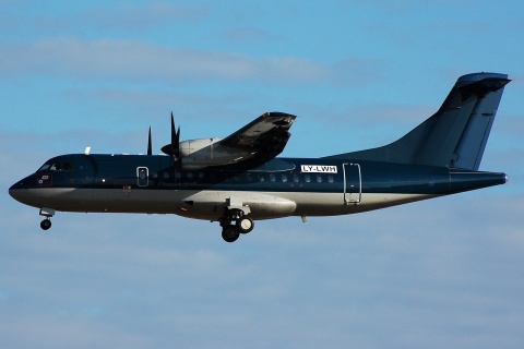 LY-LWH - ATR 42-300 - Danu Oro Transportas - CPH - 20-06-2008b