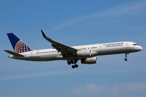 N14107 - 757-224(WL) - Continental Air Lines - LGW - 13-05-2008