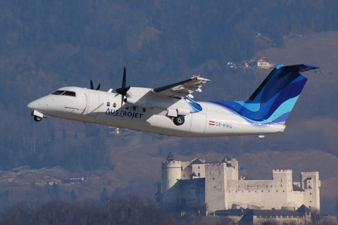 OE-HWG - DHC-8-102 - Austrojet - SZG - 16-02-2008