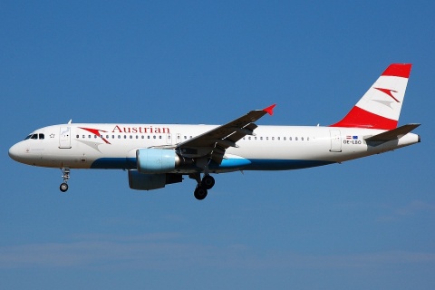 OE-LBO - A320-214 - Austrian Airlines - CPH - 18-06-2008