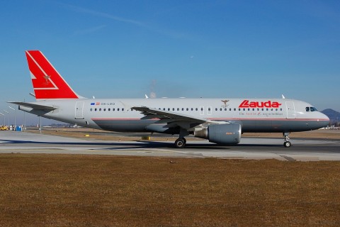 OE-LBQ - A320-214 - Lauda Air - SGZ - 17-02-2008