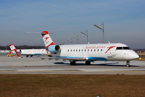 OE-LCK - CRJ-200LR - Austrian Arrows - SZG - 17-02-2008
