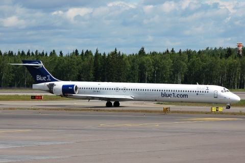 OH-BLC - MD-90-30 - Blue 1 - HEL - 08-06-2008b