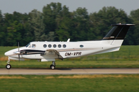OM-VPR - Super King Air B200GT - VIP Wings - BTS - 02-07-2008