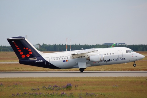 OO-DJN - RJ85 - Brussels Airlines - HEL - 06-06-2008