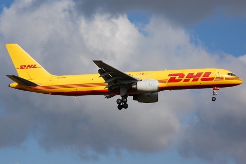 OO-DPM - 757-236 - DHL - LIS - 31-05-2008