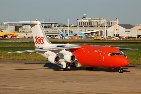 OO-TAE - BAe 146-300QT - TNT Airways - BRU - 24-07-2008