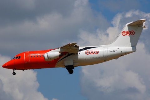 OO-TAY - BAe 146-200QC - TNT Airways - BRU - 04-07-2008