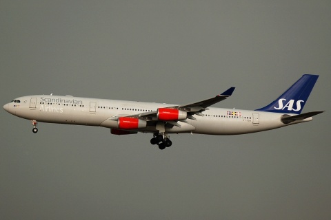 OY-KBM - A340-313 - SAS Scandinavian Airlines - CPH - 20-06-2008