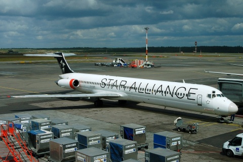 OY-KHP - MD-81 - SAS Scandinavian Airlines - HEL - 09-06-2008