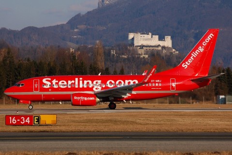 OY-MRJ - 737-7L9(WL) - Sterling European - SZG - 16-02-2008b