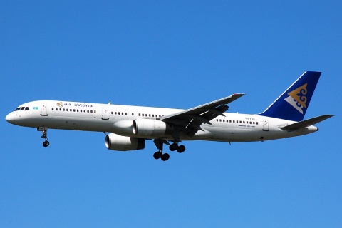 P4-FAS - 757-2G5 - Air Astana - LHR - 12-07-2008